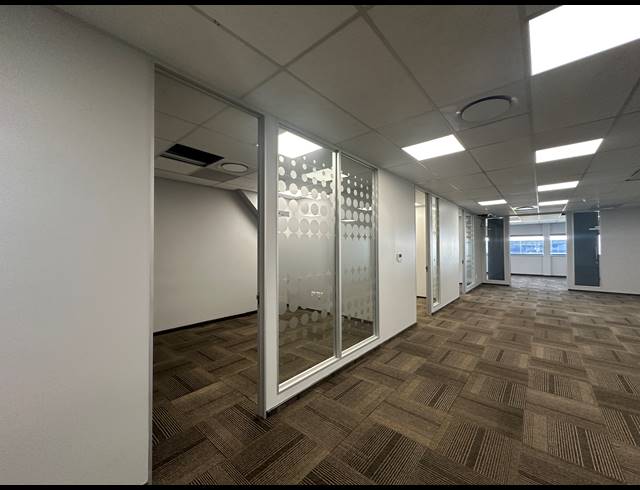 217.40M² OFFICE TO LET IN DORINGKLOOF